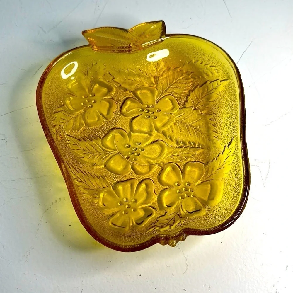 Amber Apple Shape Texture dish Early American Press Glass Hazel Atlas 1970
